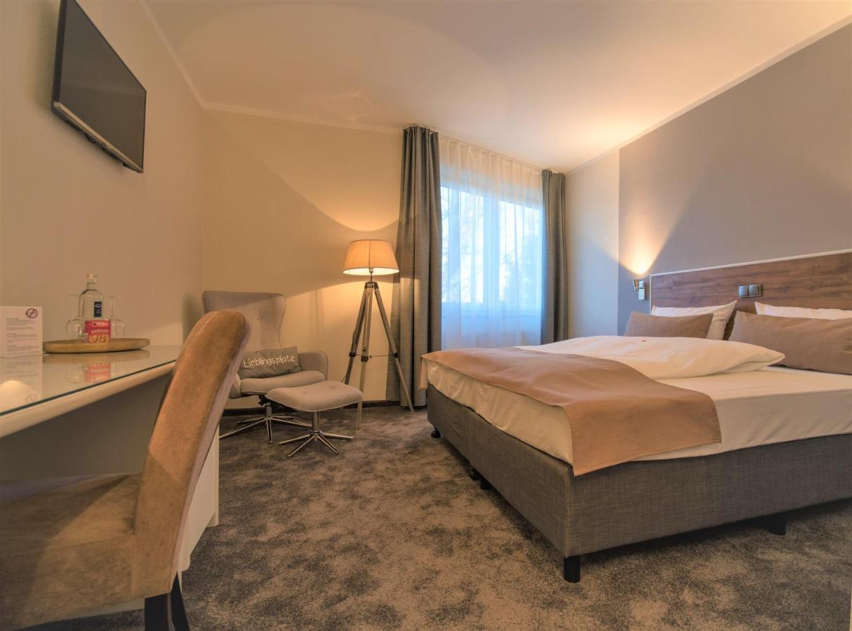 Hotel Stadt Aurich Exteriör bild